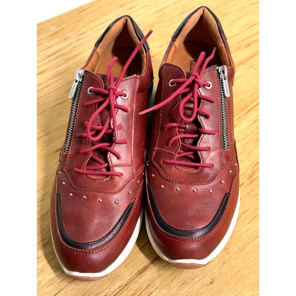 Pikolinos Cantabria Garnet Leather Side Zip Studded Sneakers Womens 41 EU